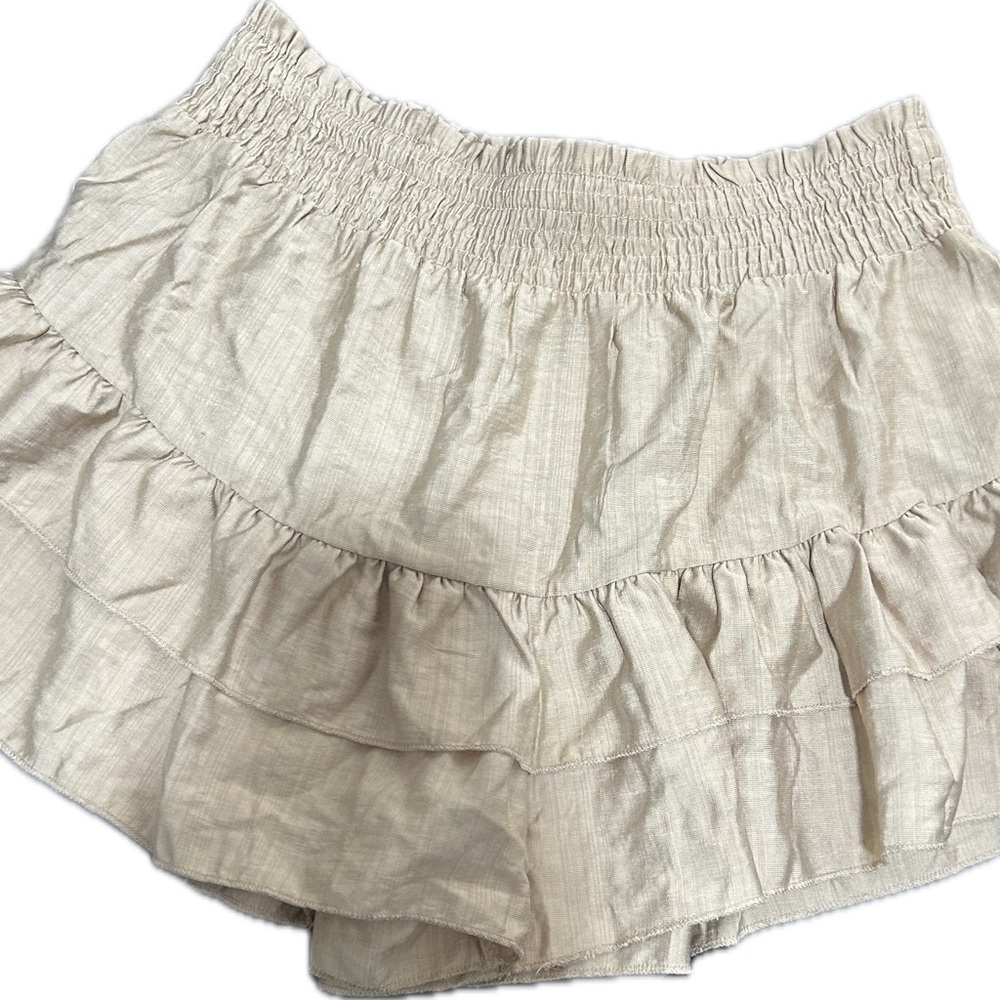 Chic Cream Ruffled Skirt